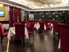 -东北大厦酒店(沈阳北站青年大街店)