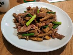 -宽鲜锅贴家常菜(永旺东部购物中心香港中路店)