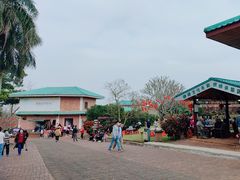 -侯臣咖啡文化村