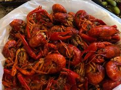 -江城燕子大排档(江汉路步行街店)