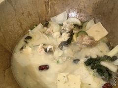 -云中鱼蒸汽石锅鱼(川沙百联店)