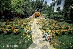 -花轿喜屋婚礼策划