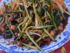 -闯关东东北农家菜(崂山石老人店)