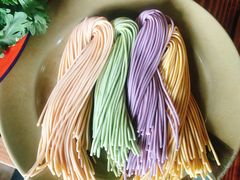 蔬菜手擀面-东镇老火锅(长春路首店)