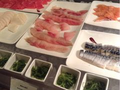 生鱼片-上海东方佘山翰悦阁酒店·Vie全日制餐厅