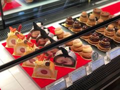 -Salon de The de Joel Robuchon(外滩18号店)