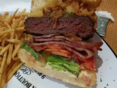 -HELLO 27 意面·沙拉·帕尼尼