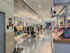 -鸿通城购物中心