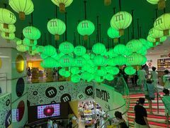 -m豆巧克力世界(上海世茂广场店)