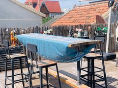 -小草屋轰趴馆别墅派对新场团建家庭聚会