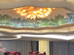 -泸州泸舍酒店(江阳区水井沟步行街店)