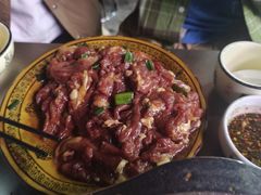 -黄利砖万峰林布依特色酸笋牛肉馆