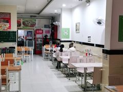 大堂-老游独一佳湘菜馆(高新四路店)