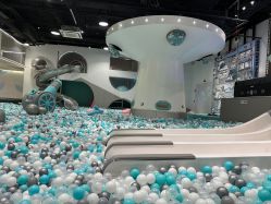 -MINI MARS KIDS CLUB亲子家庭中心(长宁天山店)