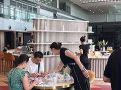 -奔驰上海利星(七宝店)