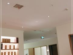 -榕树下·茶生活美学空间(江东中路店)