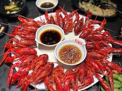 臻品靓靓蒸虾-红盔甲·小龙虾(人民广场店)