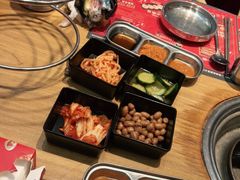 -青瓦炭韩潮烤肉(花园道店)