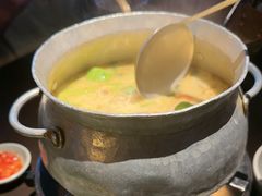 -大头虾越式风味餐厅(光明广场店)