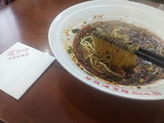 -钟方模白家肥肠粉(春熙店)