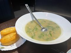 -湖畔鲁菜·二十年老字号餐厅(大明湖店)