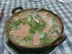 砂锅鱼-白家寨子·山野白族菜(古城总店)