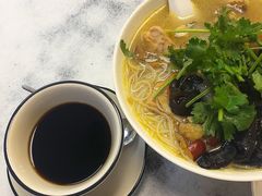 -荣晖咖啡美食(司打口店)