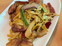 园林脆笋老腊肉-青城山六善酒店·紫氣園中餐厅