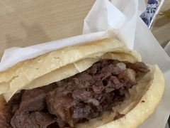 -闫家驴肉老店(华电一校店)