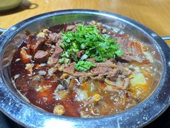 -大众跷脚牛肉馆·非遗传承单位(峨眉山店)