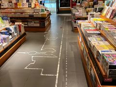 -西西弗书店&矢量咖啡(凯德晶萃广场店)