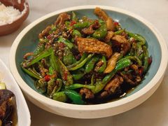 长沙辣椒炒土猪肉-嘉丰湘菜馆(芳群园店)