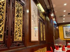大堂-九花山烤鸭店