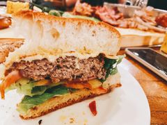 2KG牛肉汉堡-德国金皇冠啤酒坊(硅谷大街店)
