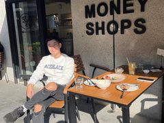 -Money Shops(愚园路店)