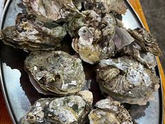 -蚝哥花姐湛江烤生蚝(美丽湾市场店)