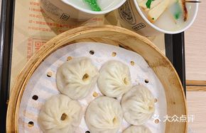 Fresh Shrimp Soup Dumplings