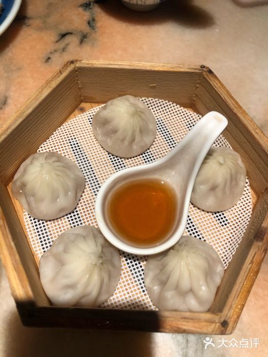 桂满陇-西湖船宴(西单大悦城店)鸡汁杭州小笼图片