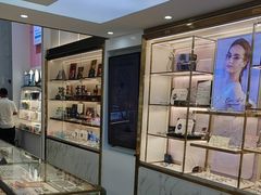 -世纪大明眼镜·林德伯格·蔡司官方授权店(武昌旗舰店)