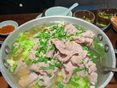 -全牛匠·乐山跷脚牛肉(西单华威约饭街店)