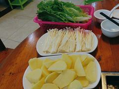 -15年老字号鑫鑫猪肚鸡·椰子鸡海南火锅(兴隆华侨农场店)