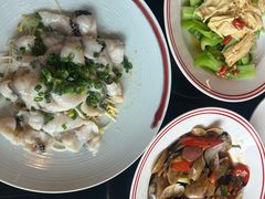 -明本湛江鸡•海鲜小厨(陈家祠店)