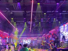 -喜鹊音乐酒馆(西街店)