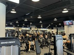 -TMG潮流健身(奥体莲荷里店)