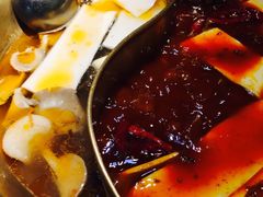 -怡品川宇火锅(宝立方店)