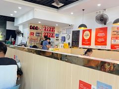 -老何家后安粉·糟粕醋海鲜火锅(三亚湾椰梦长廊店)