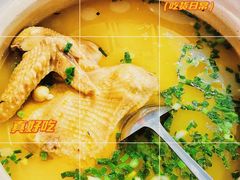 白果炖鸡汤-刘土鸡家常菜