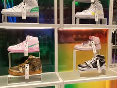-NIKE品牌体验店(南京东路店)