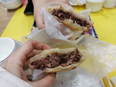 -闫家驴肉老店(华电一校店)