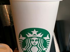 -星巴克(洛阳中州路王府井店)